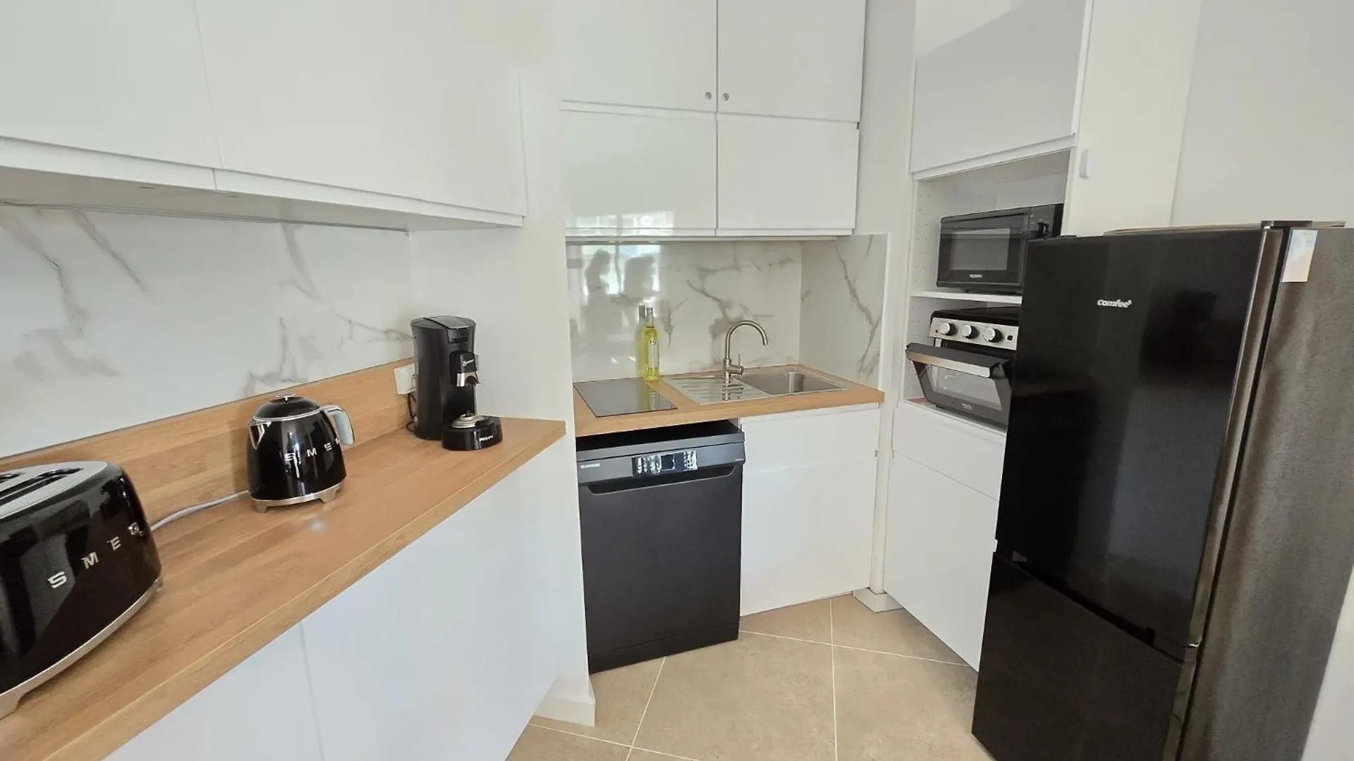 Apartment T2 Ideal A 50M De La Plage Tout A Pied Parfait Pour Des Vacances Relax Cavalaire-sur-Mer France