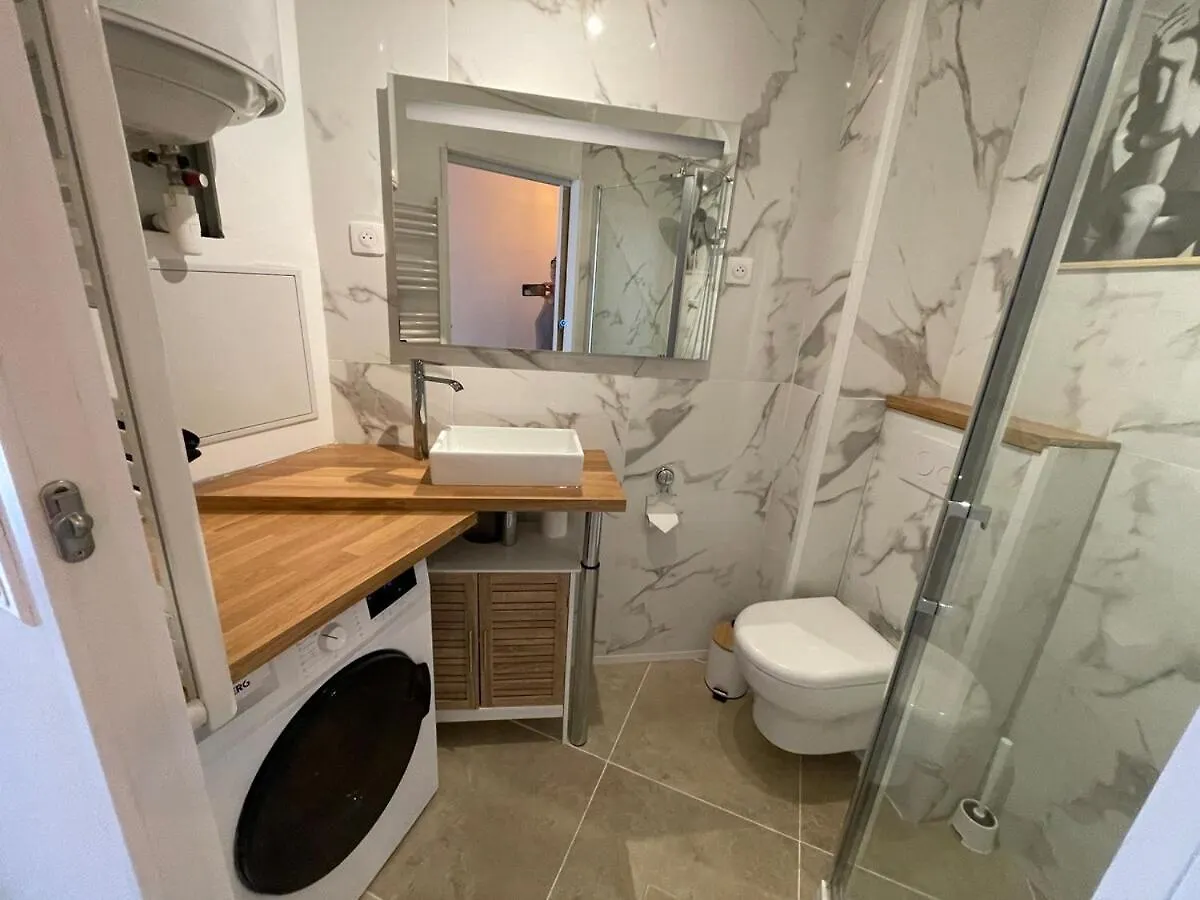 T2 Ideal A 50M De La Plage Tout A Pied Parfait Pour Des Vacances Relax Cavalaire-sur-Mer 0*,  France